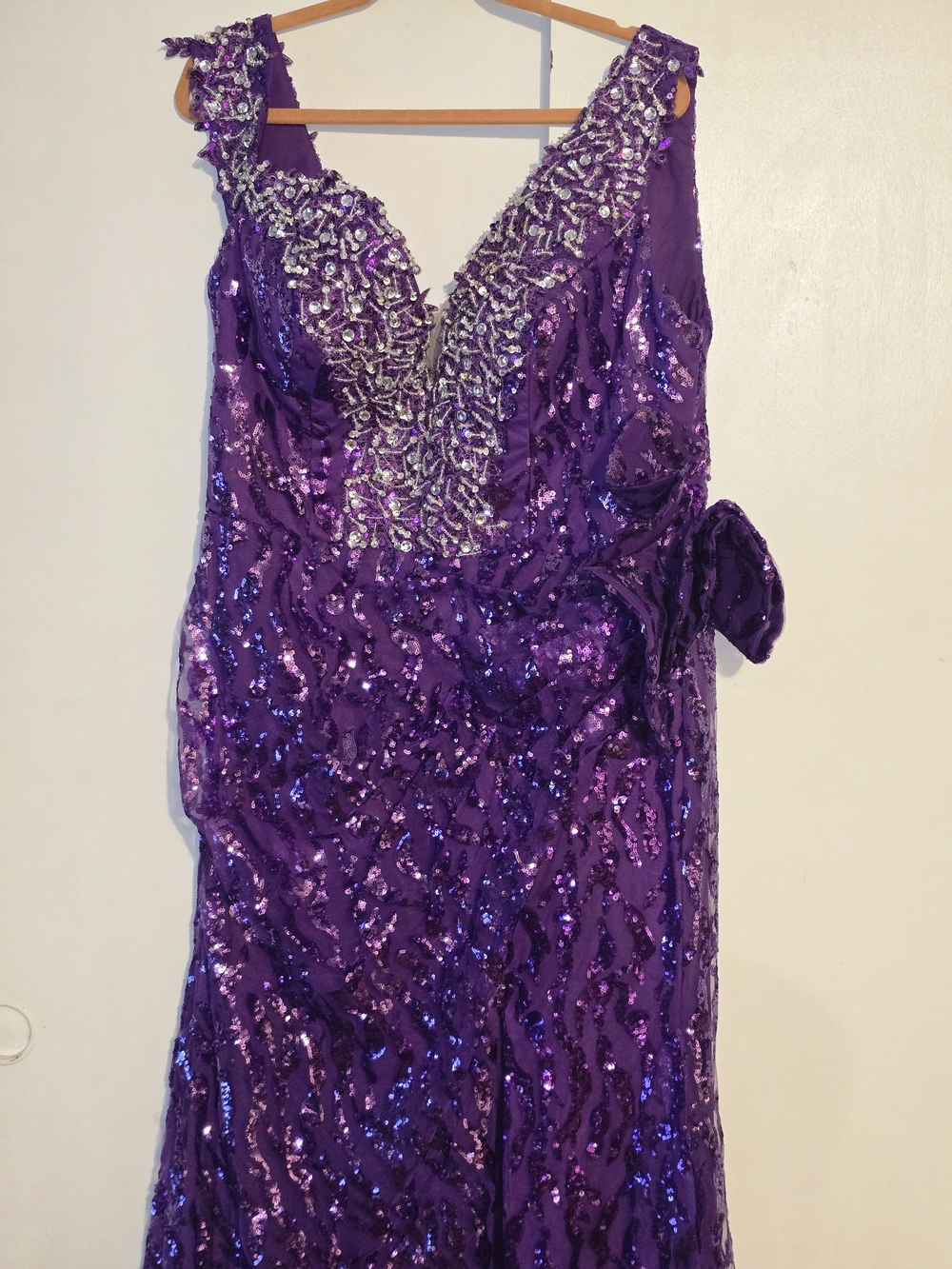 Beaded V-Neck Purple Sequin Prom Dress